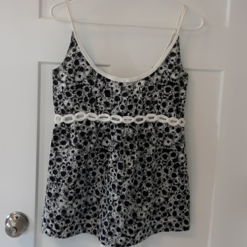 Cynthia Steffe gently worn top